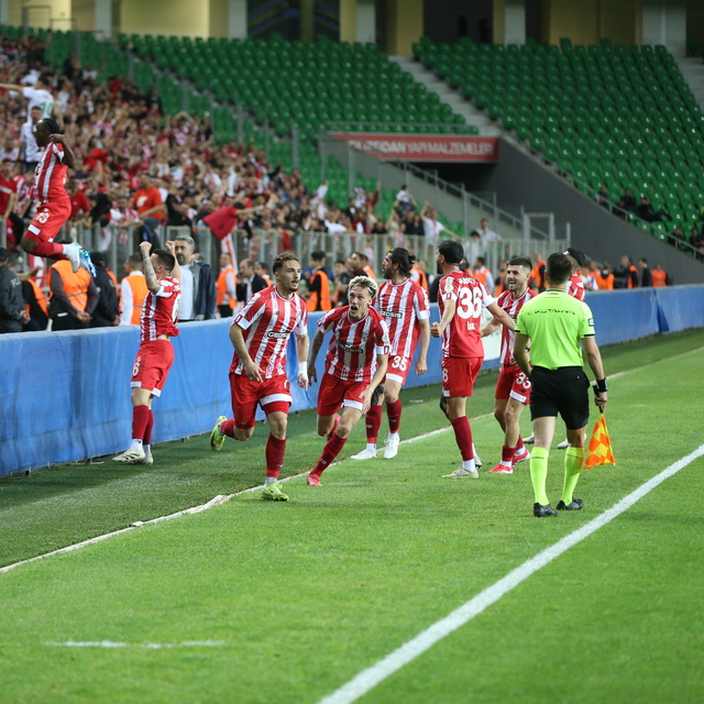 Bandırmaspor, final kapısını araladı!