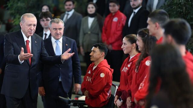 Cumhurbaşkanı Erdoğan, gençlerle buluştu