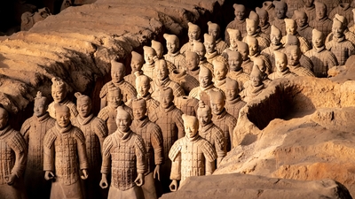 Terracotta askerlerinin hepsi neden farklı yüz ifadesine sahip?