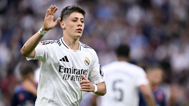 3 milyon dolara villa aldı