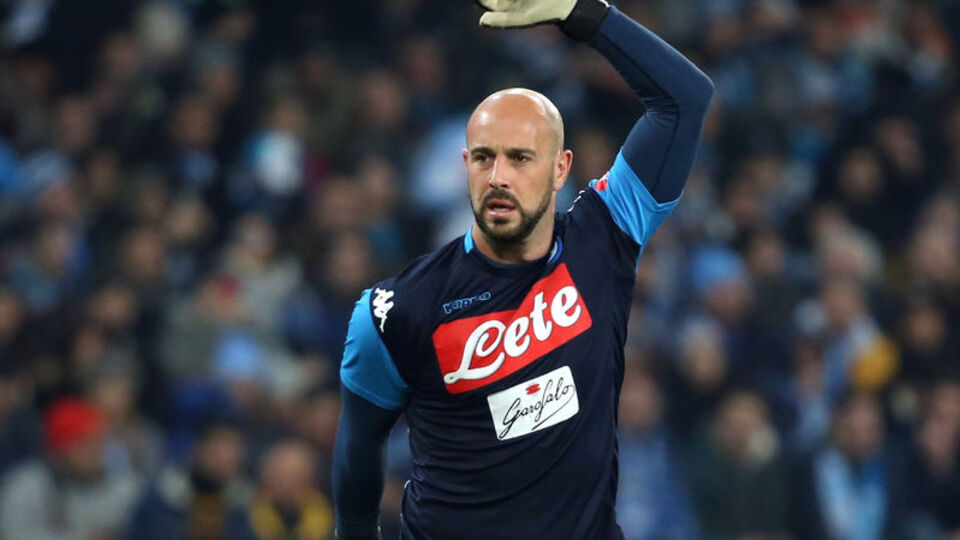 İspanyol kaleci Reina teknik direktör oluyor