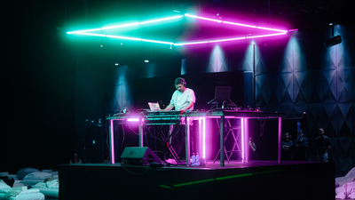 Uyku ve hayal gücü arasında bir konser deneyimi