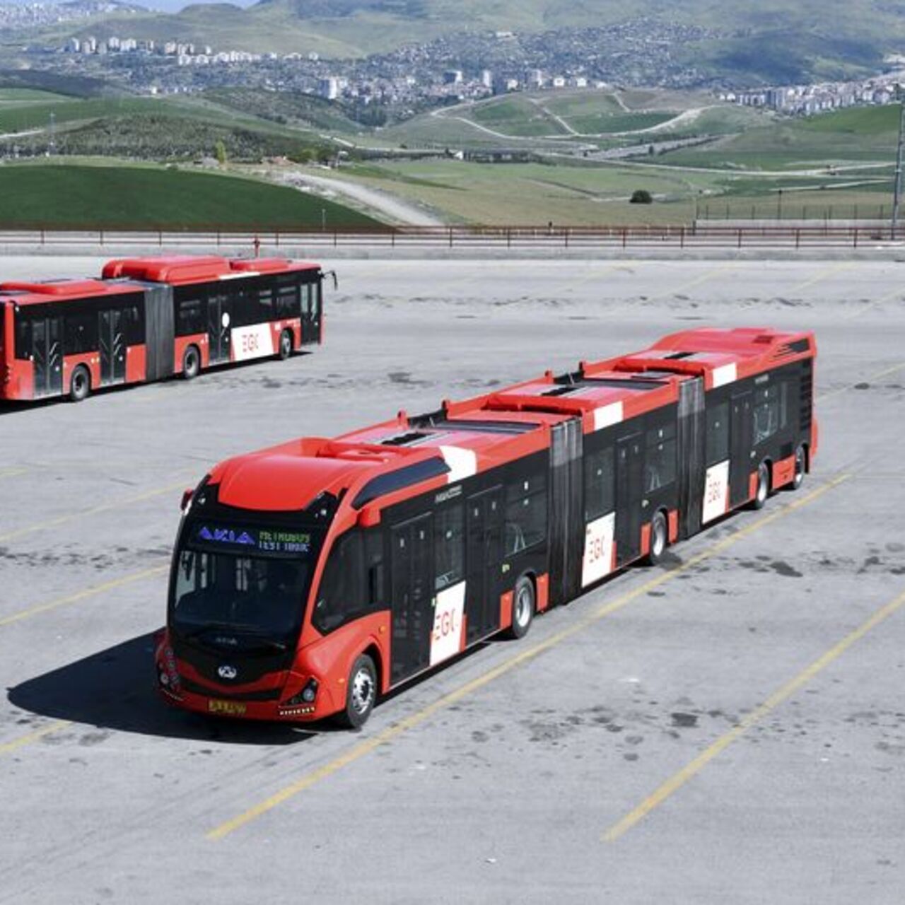 Ankara'ya metrobüs geliyor
