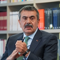 Bakan Tekin: Dünyada barış inşa edilecekse bunun yolu eğitim-öğretimden geçiyor thumbnail