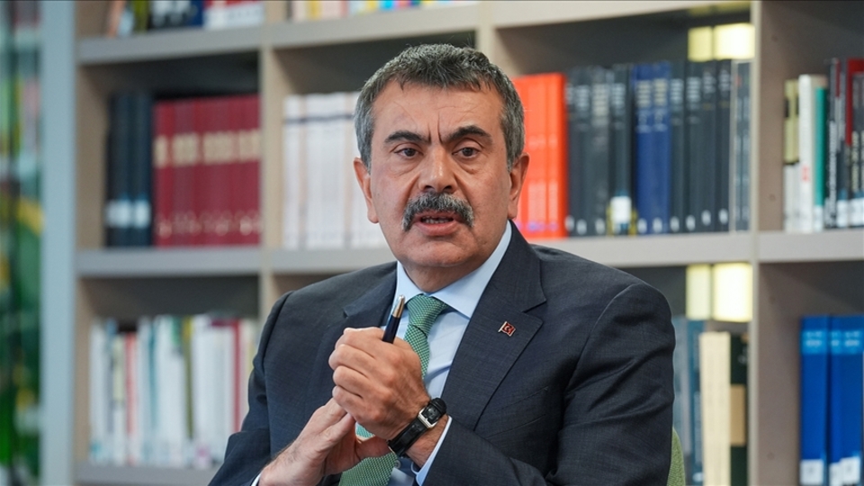 Bakan Tekin: Dünyada barış inşa edilecekse bunun yolu eğitim-öğretimden geçiyor