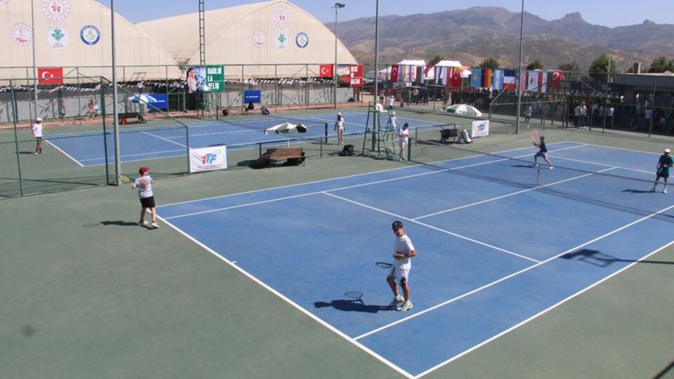 Uluslararası Cudi Cup Tenis Turnuvası başladı