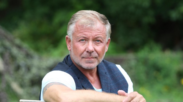 Ünlülerin koruması hayata veda etti