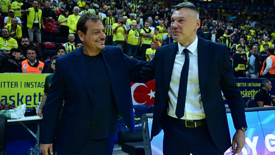 Ergin Ataman, Jasikevicus'a karşı üstün!