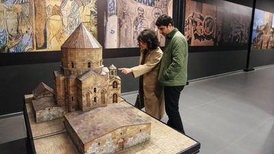 2 bin 551 eserle tarihi yolculuğa çıkarıyor