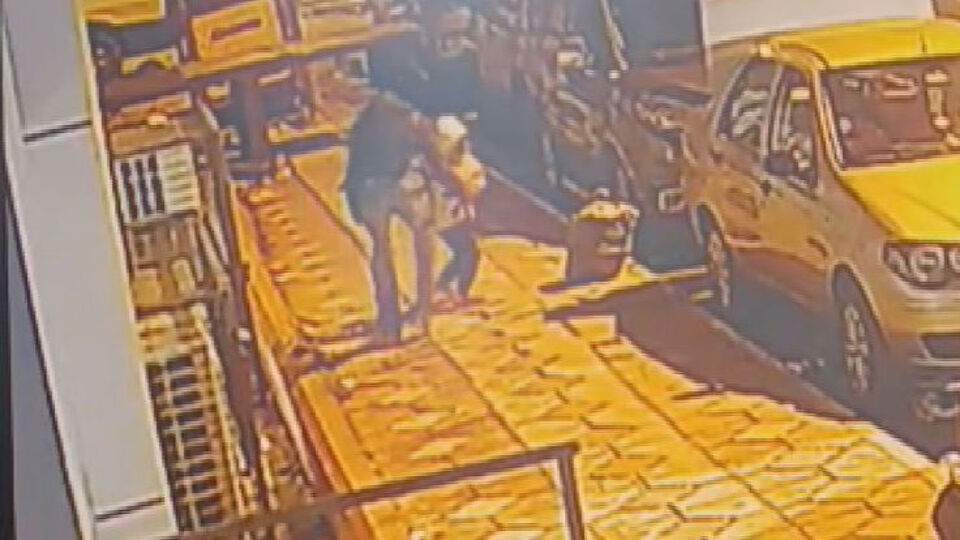 Babası bagajdan eşya alan çocuğu kaçırmaya çalışan şüpheli tutuklandı