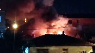 Edirne'de yangın; 3 evde hasar oluştu