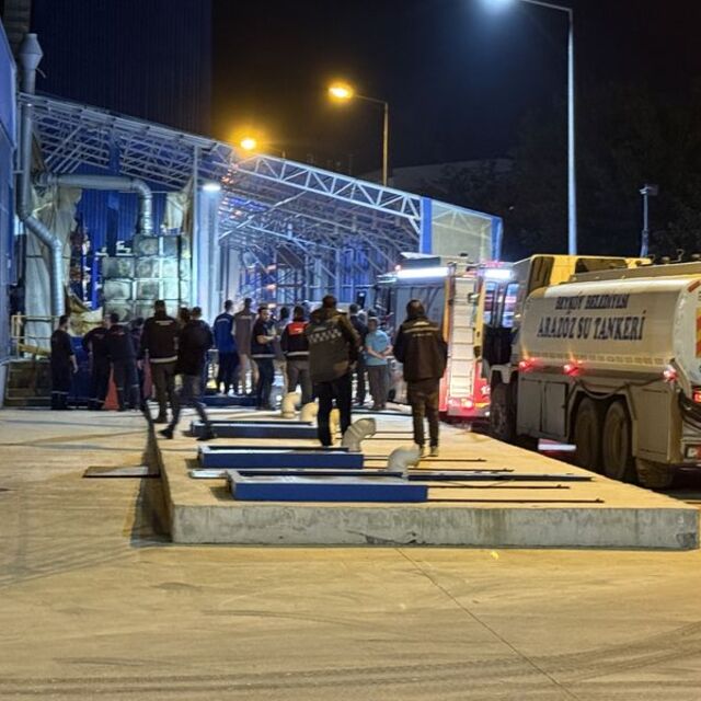 Otomotiv ürünleri fabrikasında yangın