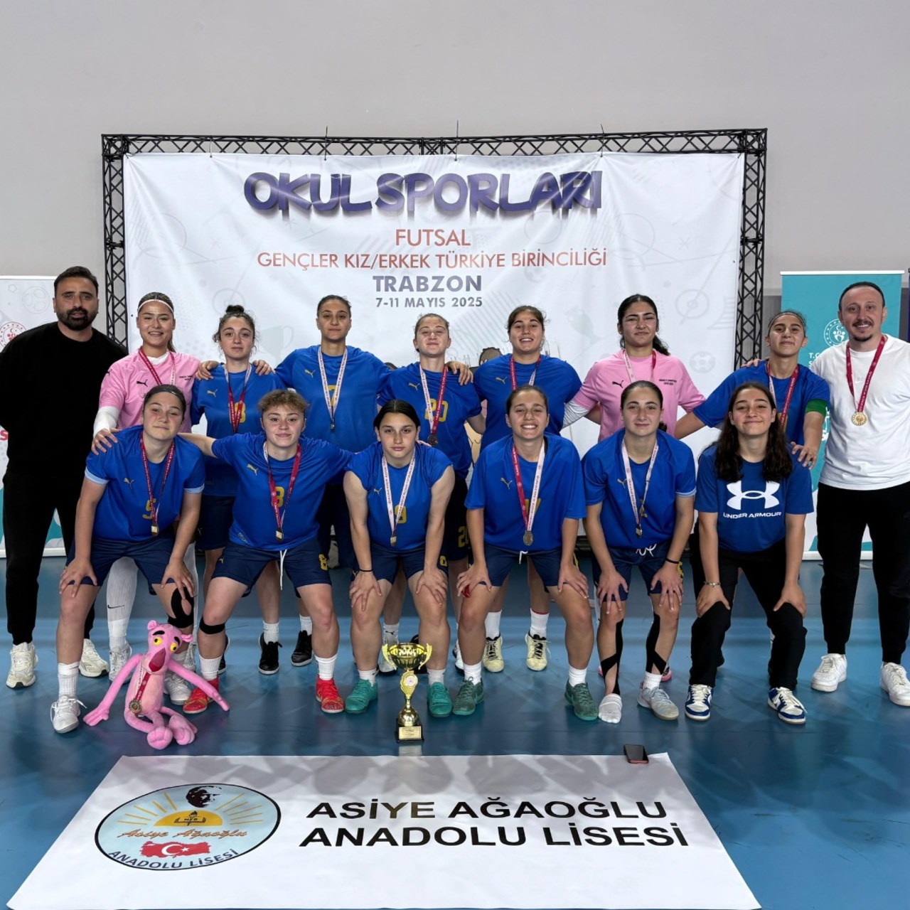 Asiye Ağaoğlu A.L. Kız Futsal Takımı, dünya kupası yolcusu