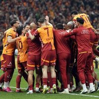 Galatasaray'da zorlu operasyon!