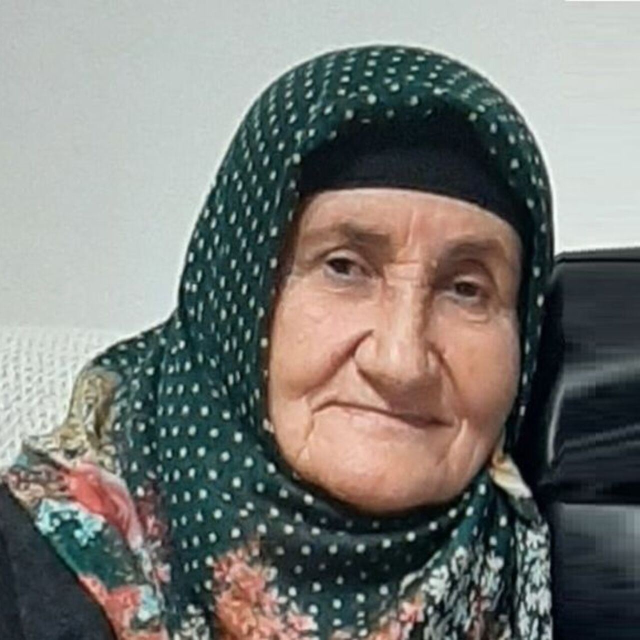 Merdivenden inerken hayattan koptu!