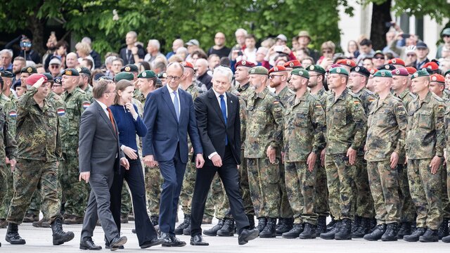 Alman askerleri Litvanya'ya konuşlandı