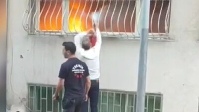 Şişli'de bir apartmanda yangın