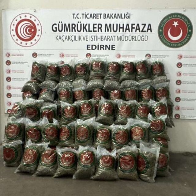 Kapıkule'de 382 kilogram esrar ele geçirildi
