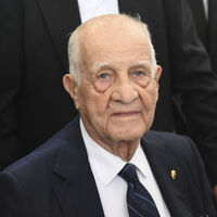 Hastaneden ayrılan İnan Kıraç saatler sonra evine döndü