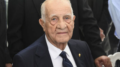 Hastaneden ayrılan İnan Kıraç saatler sonra evine döndü