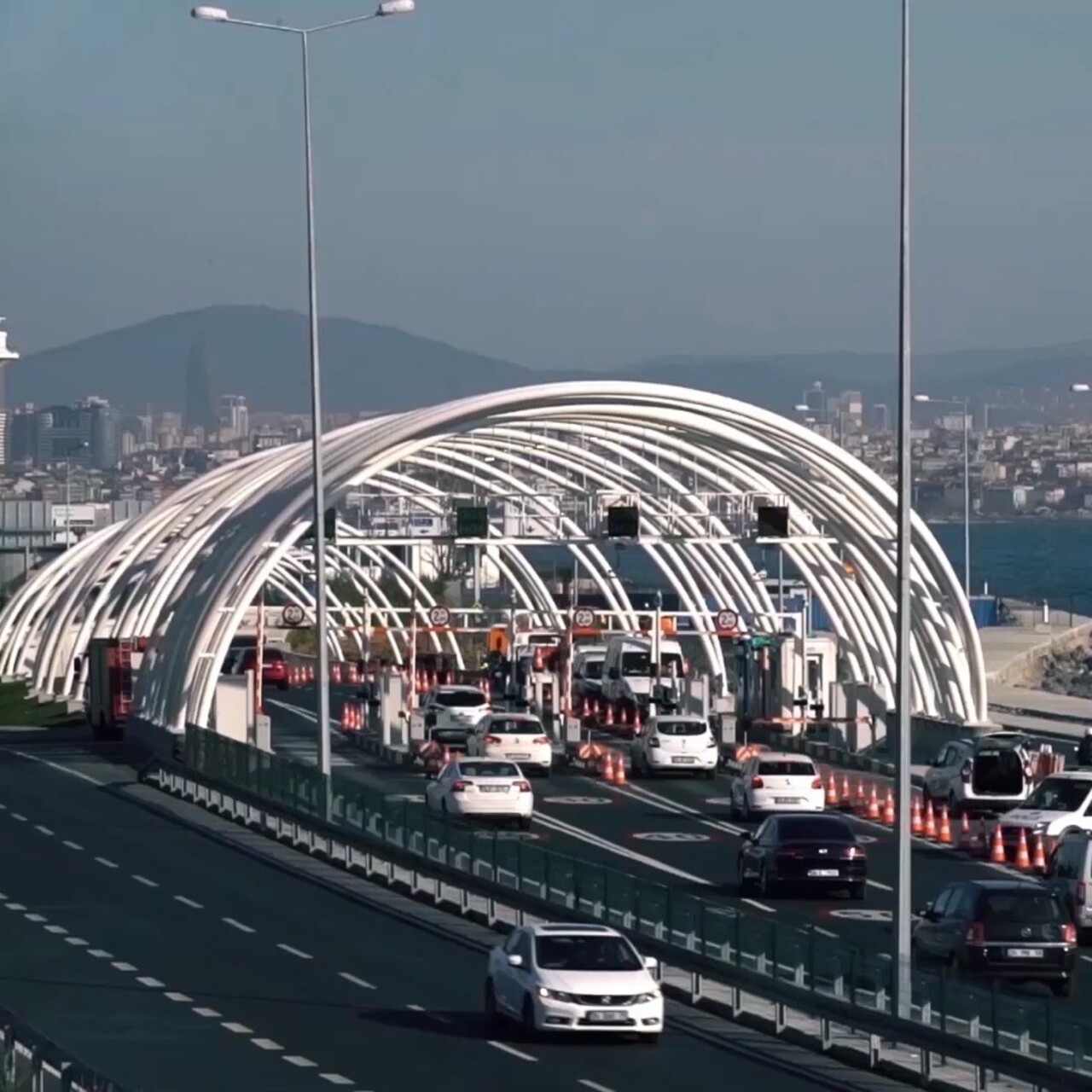 Avrasya Tüneli'nin işletmecileri gözaltında