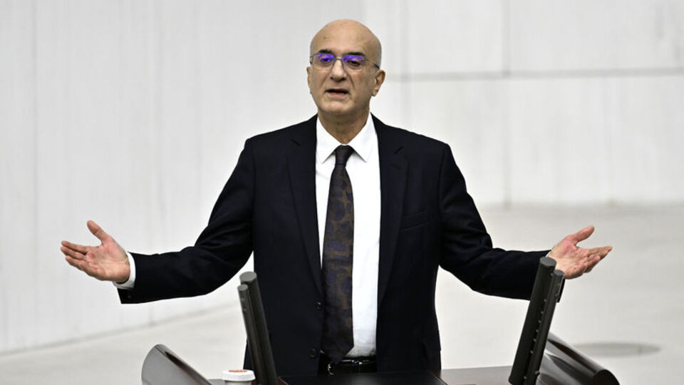 CHP Meclis Başkanvekili Tekin Bingöl oldu