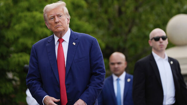 Trump'tan Samsung için vergi sinyali