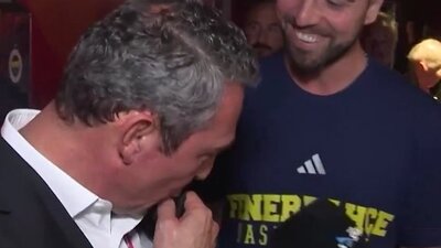 Sevincini armayı öperek yaşadı!