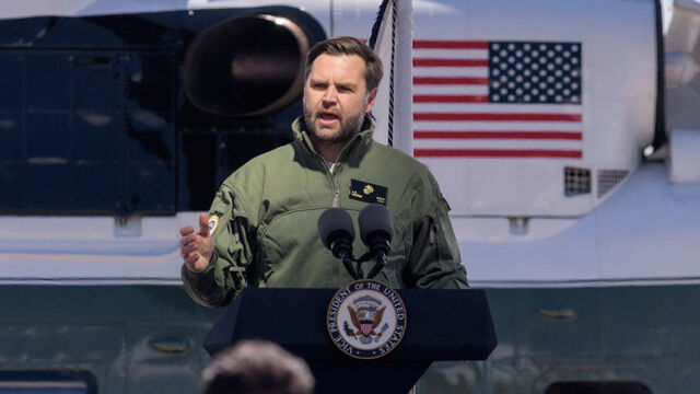 "ABD'nin tartışmasız hakimiyet dönemi bitti"