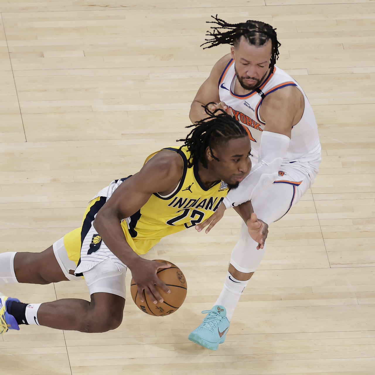 Pacers 2-0 öne geçti