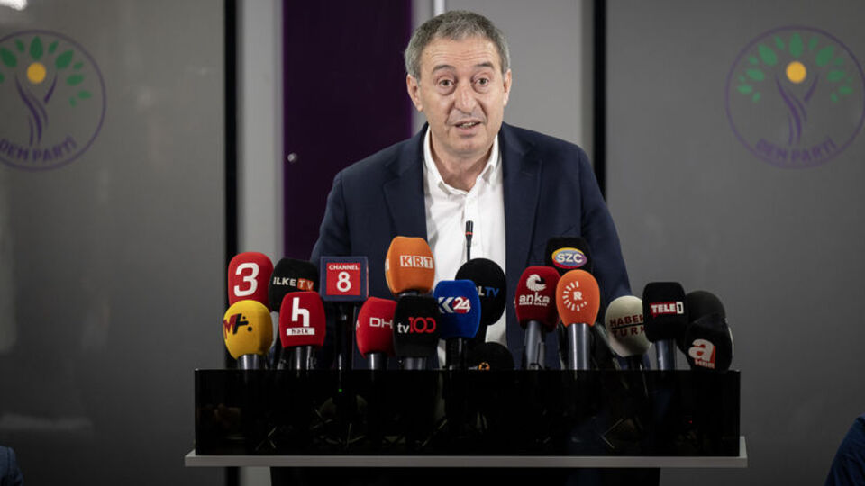 "Barışı ve demokrasiyi hediye edeceğiz"