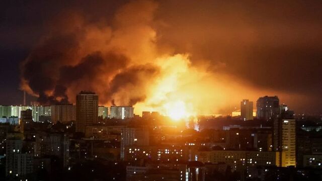 Rusya Kiev'e balistik füzeyle saldırdı