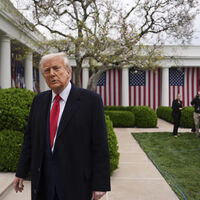 Trump'tan savunma bütçesi hedefi: 1 trilyon dolar