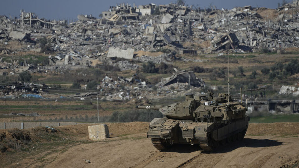 İsrail'in tüm birlikleri Gazze'ye girdi