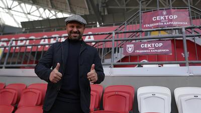 Gökdeniz Karadeniz'e Rusya'dan büyük onur!