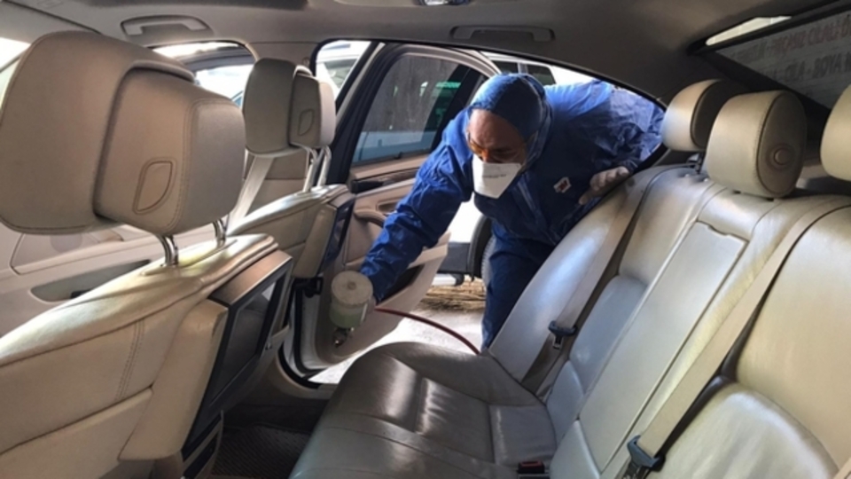 Araba koltuğu nasıl temizlenir?