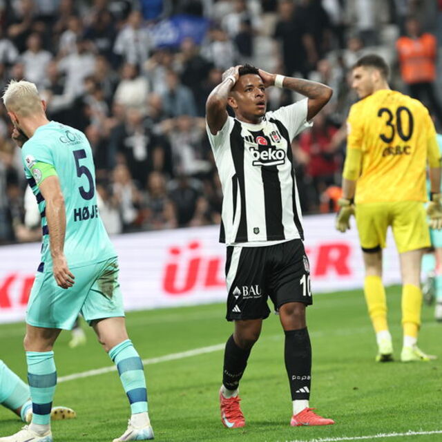 Beşiktaş'a son dakika şoku!