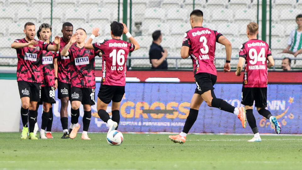 Alanyaspor kazandı ve ligde kaldı!