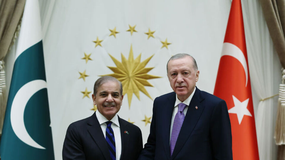 Pakistan Başbakanı Şahbaz Şerif İstanbul'da