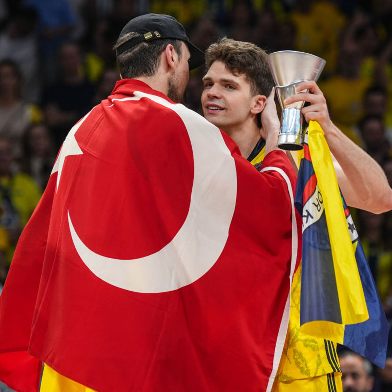 Basketbolda 17. Avrupa kupası F.Bahçe'den!
