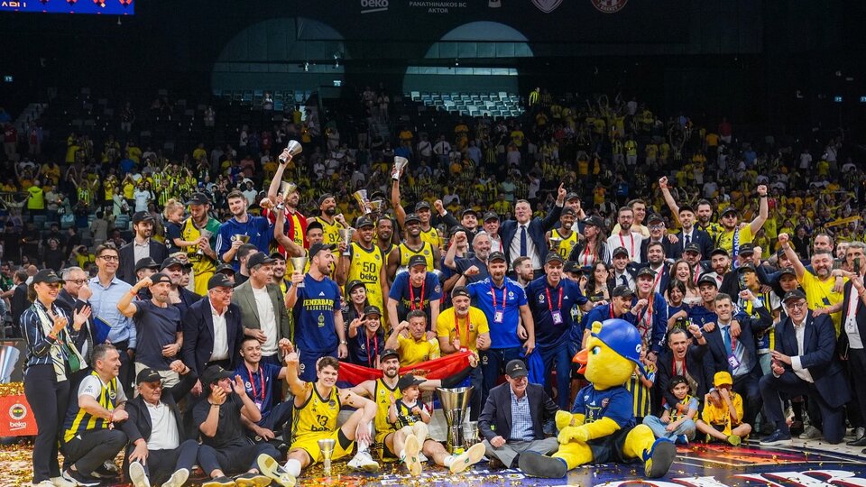 TFF'den Fenerbahçe Beko'ya kutlama!