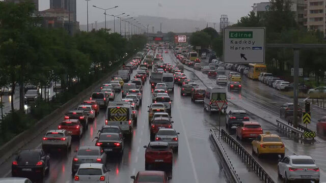 İstanbul'da trafik kilit: Yüzde 71!