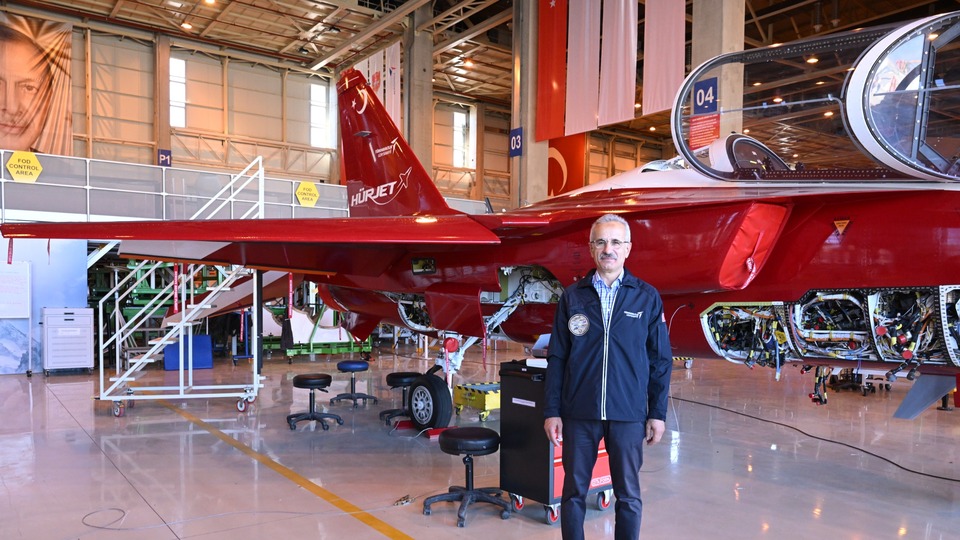 "Türkiye kendi hava aracına kendi onayını verecek"