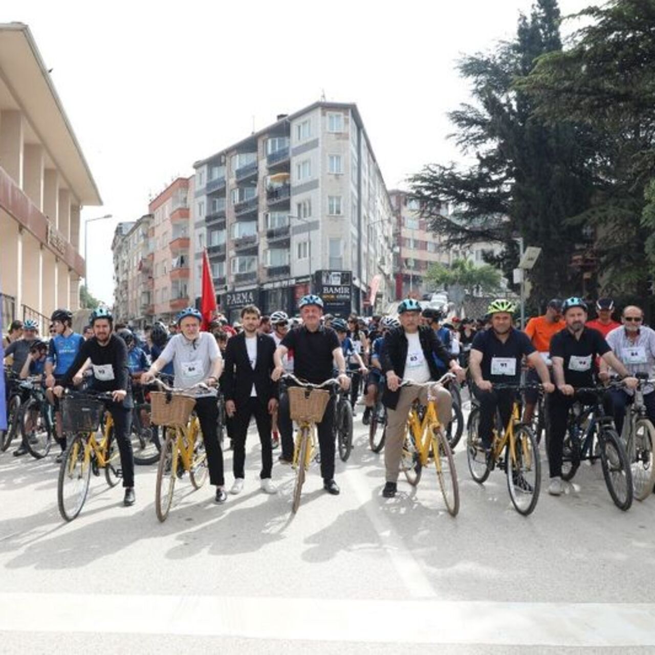 "Temiz gelecek" için pedal çevirdiler