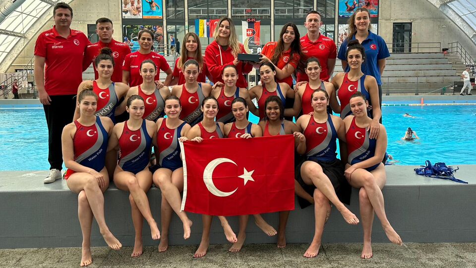 Türkiye A Milli Kadın Sutopu Takımı'ndan büyük başarı