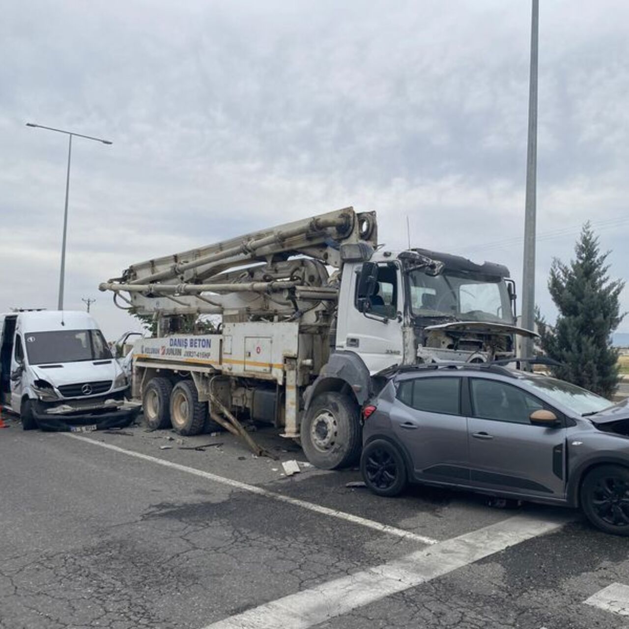 Diyarbakır'da zincirleme kaza: 11 yaralı
