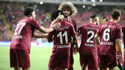 F.Bahçe Mersin'de yıkıldı!