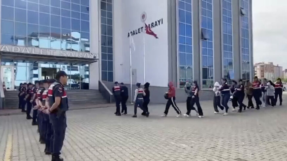 Masaj salonlarına operasyon: 6 tutuklama