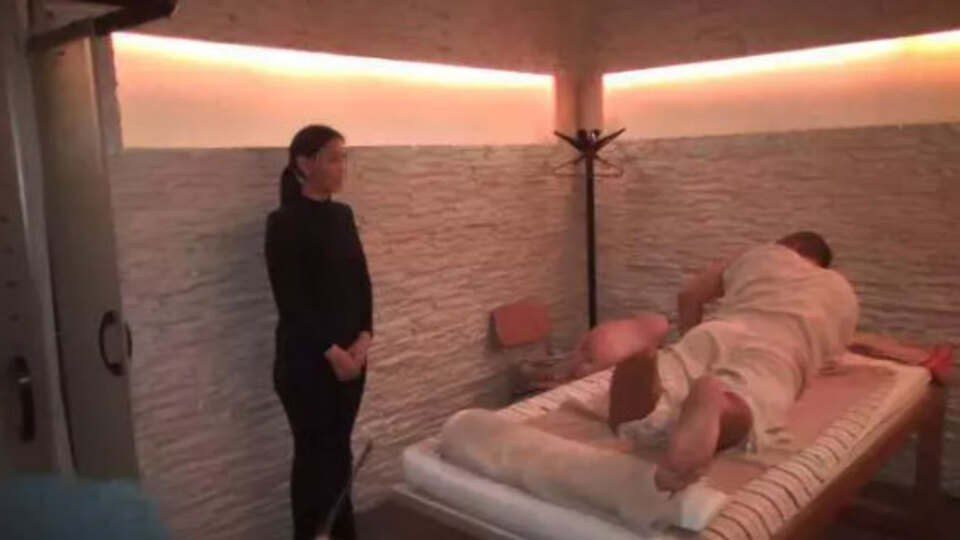 Masaj salonuna baskın! 7 kadın kurtarıldı!