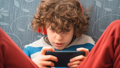 Çocuklarda ekran maruziyeti kabızlığı artırıyor